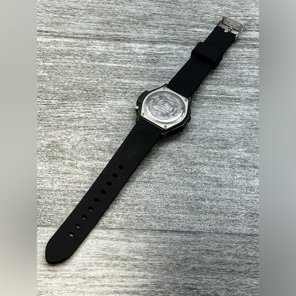 VTG Casio Illuminator Wristwatch FT-500 2312 Water Resistant 100M 10Bar Works - Picture 12 of 16